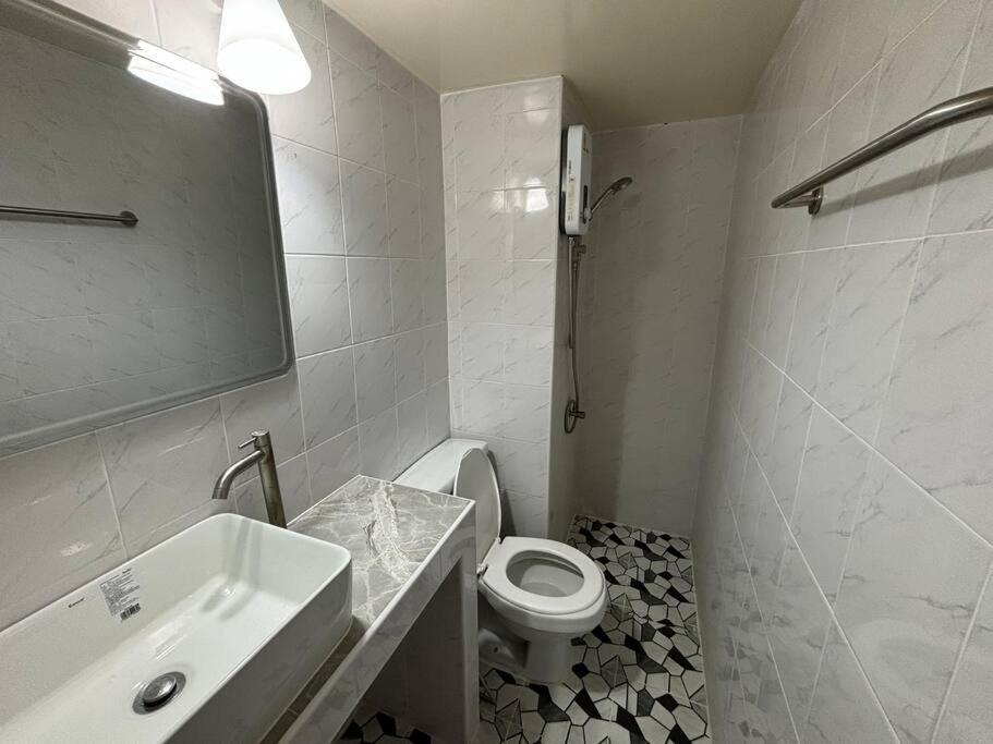 Impact Donmuang Popular Condo C5 Банкок Екстериор снимка